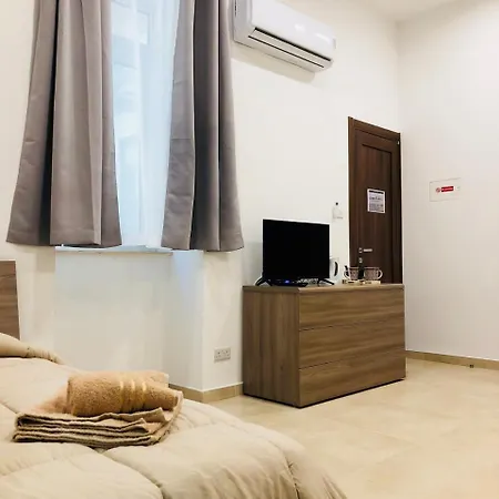 O'clock Guest house Sliema