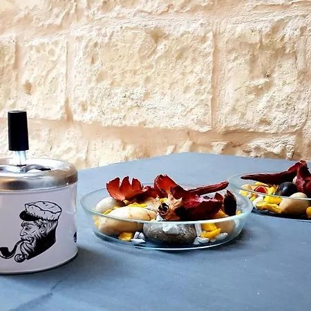 O'clock * Sliema